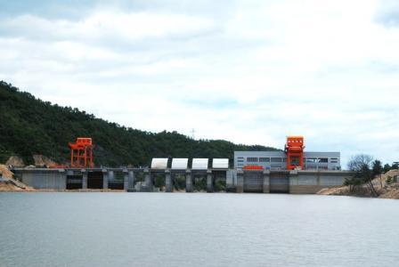 中電投江西三和躍洲水電站、峽山水電站項(xiàng)目發(fā)電機(jī)電阻柜運(yùn)行良好